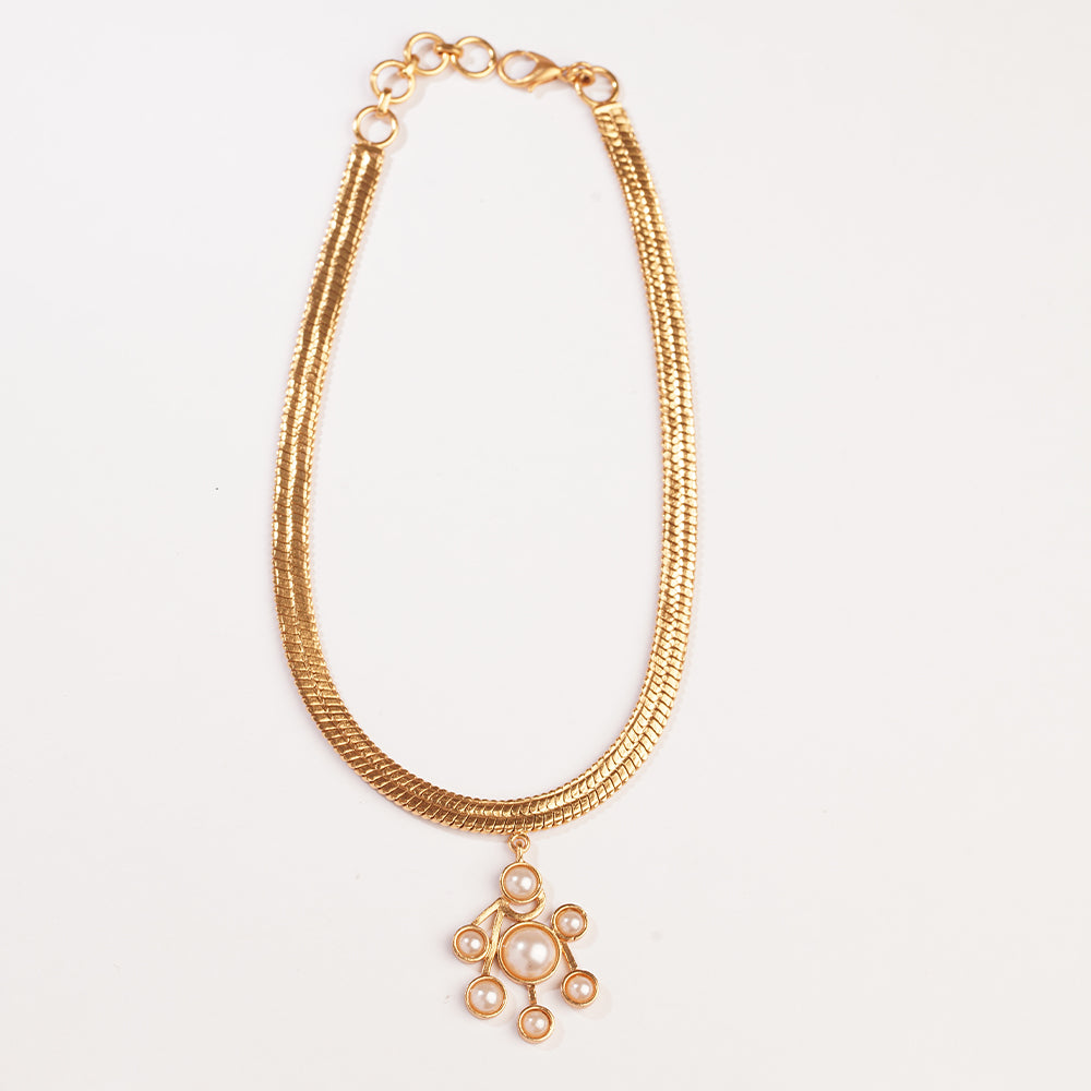 GOLD PLATED THIN FLAT CHAIN ANKLET WITH CLUSTER PEARL HANGING