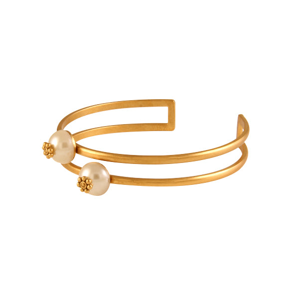 GOLD PLATED 2 LINE THIN WIRE CUFF WITH 2 HALF PEARL & TINY FLOWER ON IT