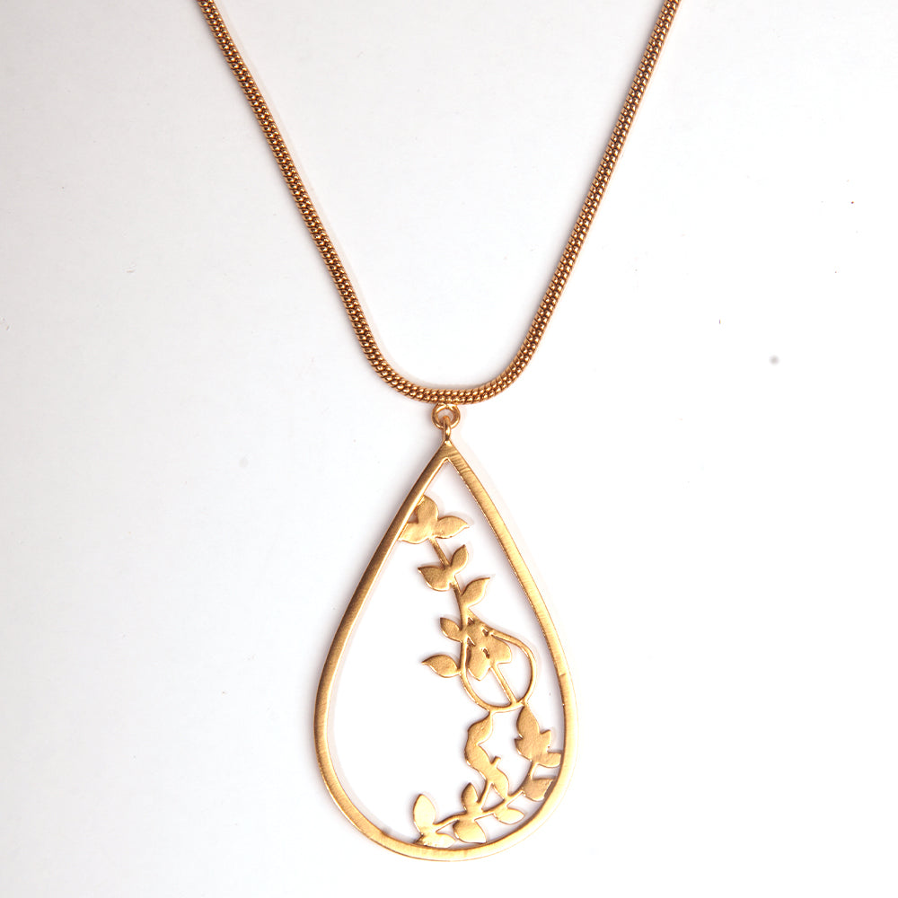 GOLD PLATED DORI CHAIN NECKPIECE WITH FOLIAGE DROP PENDANT