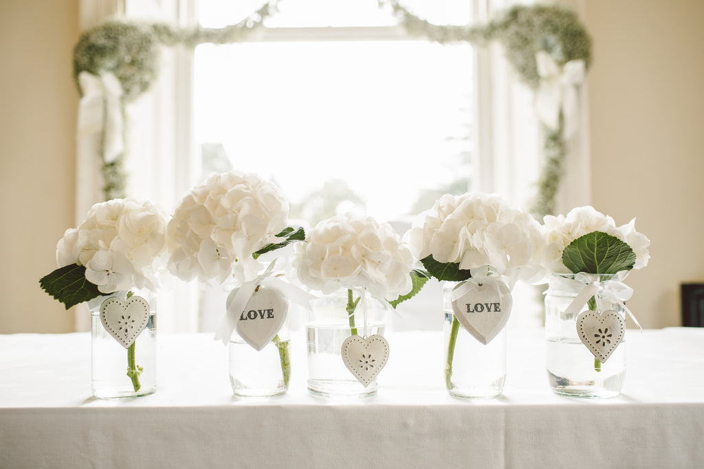 stores to buy wedding decorations