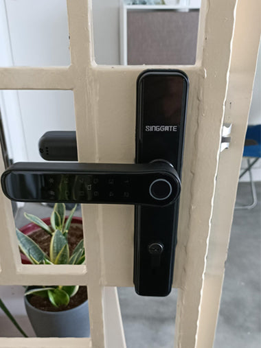 Singgate Digital Gate Lock FM021 Matte Black HDB Metal Gate Review