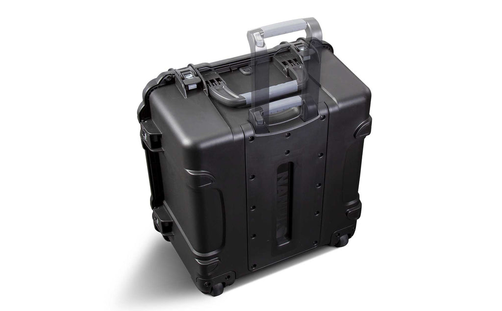 Nanuk 968 a large case with retractable handle