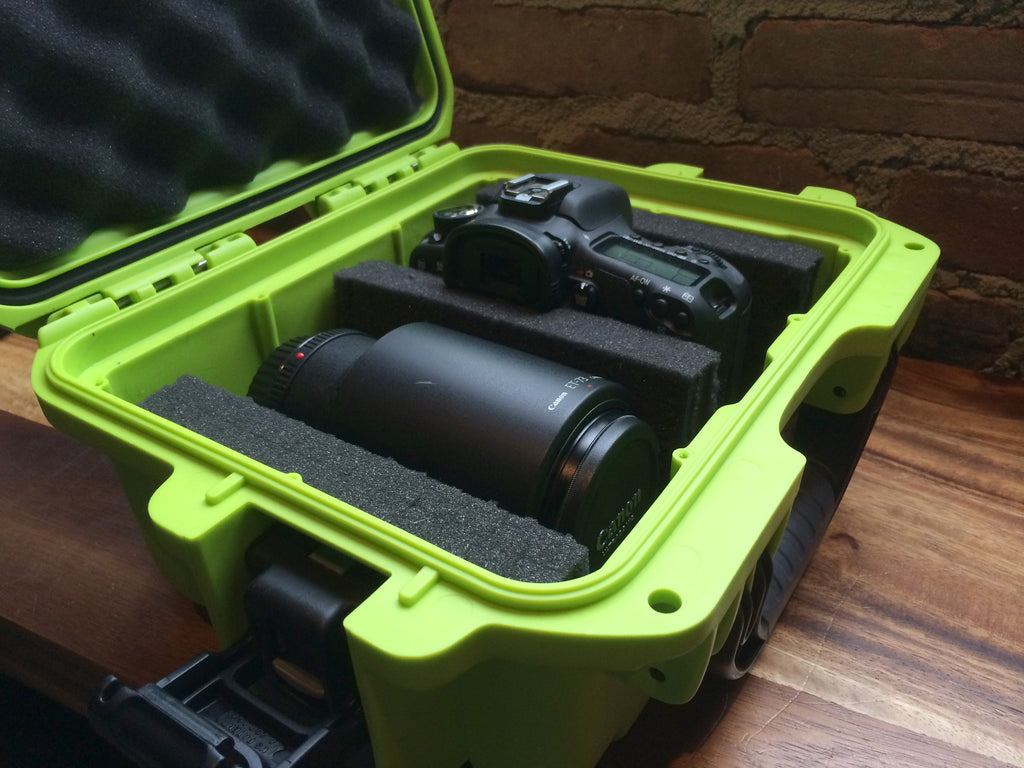 Nanuk 915 Hard Case in Lime with Canon Camera and 100mm lens