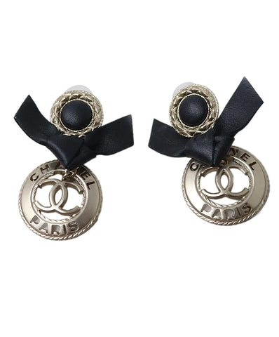 chanel black metal earrings