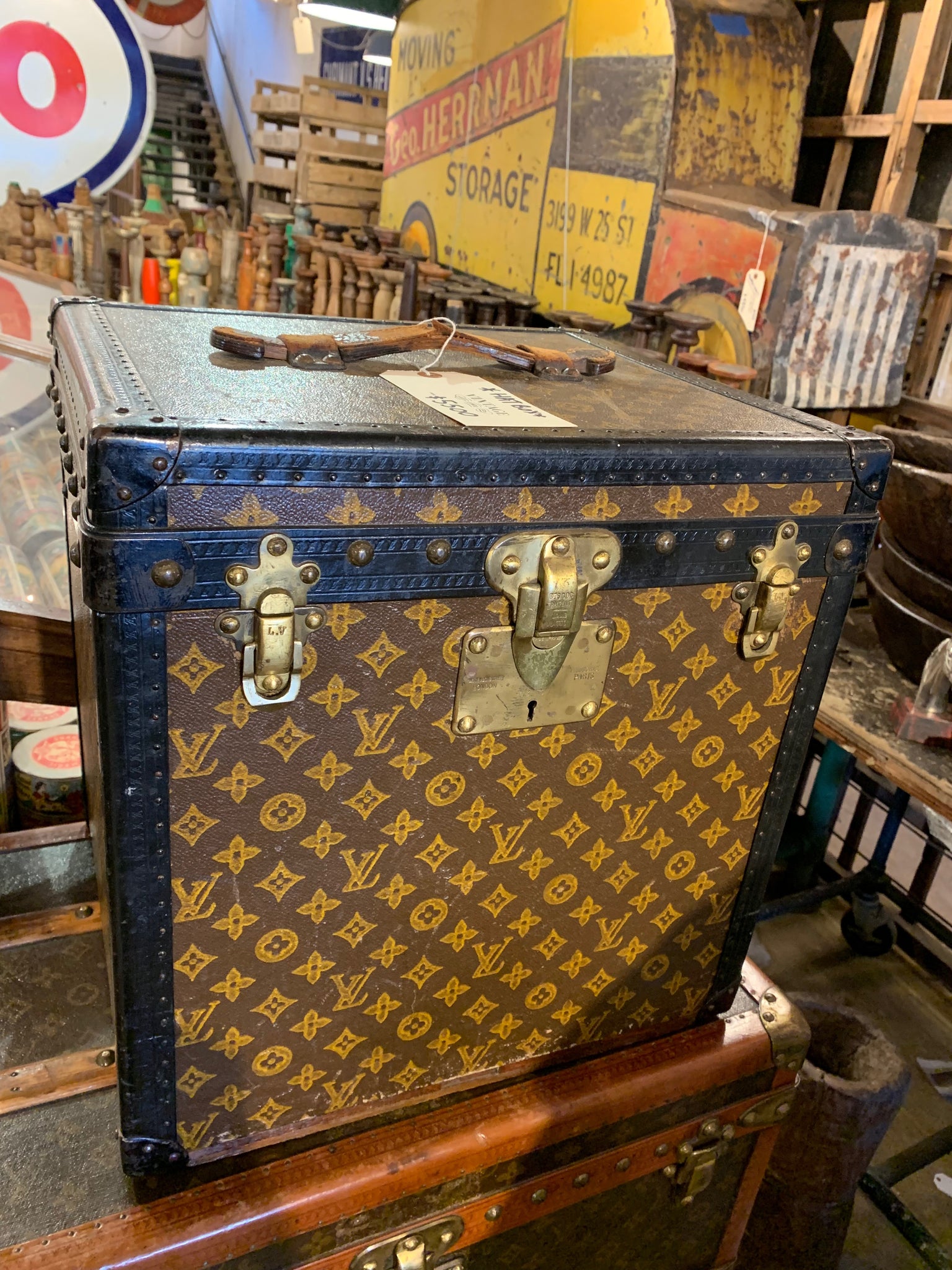 Louis Vuitton Shoe Trunk - 6 For Sale on 1stDibs  lv shoe trunk, louis  vuitton sneaker trunk price, louis vuitton shoe trunk price