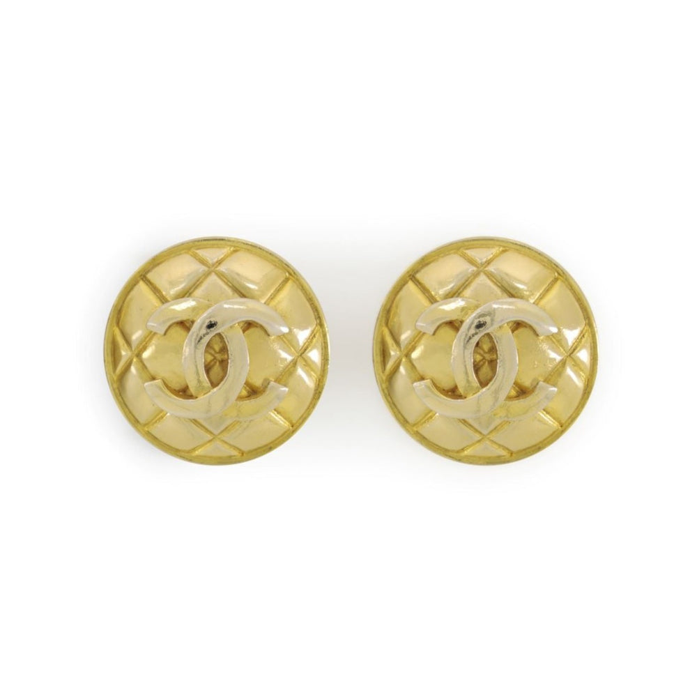 Vintage Quilted Button Chanel Earrings – YazJewels