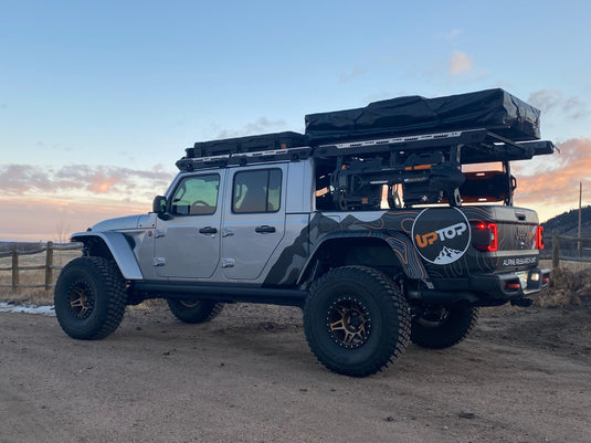 https://cdn.shopify.com/s/files/1/0084/3680/9788/files/upTOP-Overland-Alpha-eX-Jeep-Gladiator-Cap-Rack-Overland-Cap-Rack-upTOP-Overland_d1751d3c-c09b-48ac-ac15-fbd30e1cde9b_535x.jpg?v=1703215258