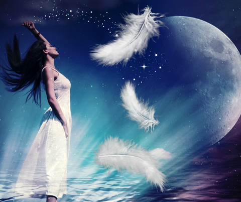 Spirit guides come to dreams and leave feathers