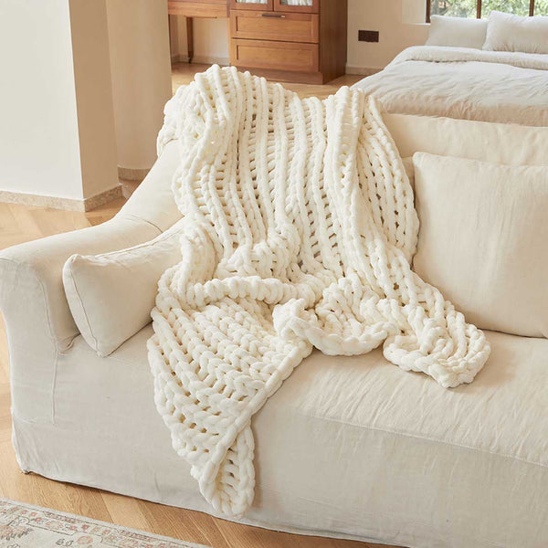 Chunky knit blanket