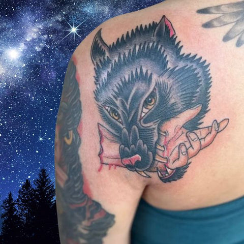 Traditional Wolf Biting Hand Tattoo Best Wolf Tattoos