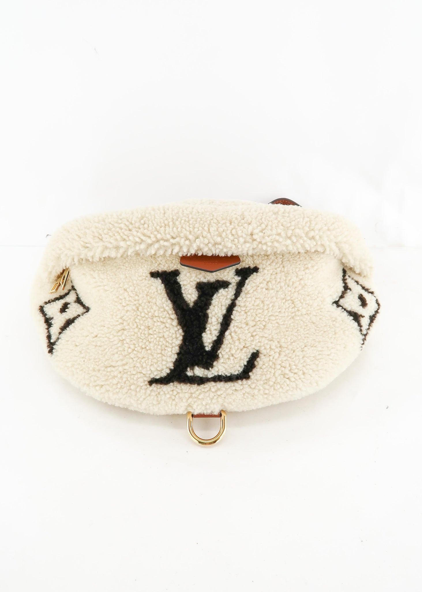 Bum bag / sac ceinture wool handbag Louis Vuitton Beige in Wool - 21283243