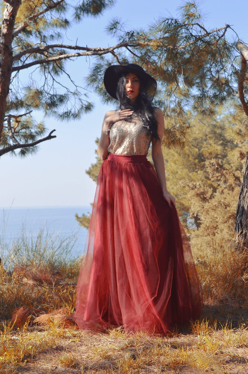 burgundy long skirt outfit