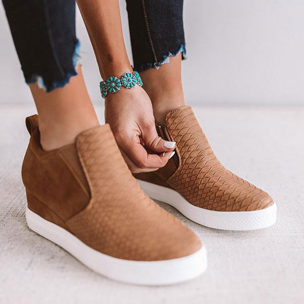 extra mile wedge sneaker