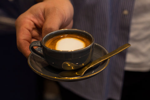 Dollop method of making the perfect macchiato