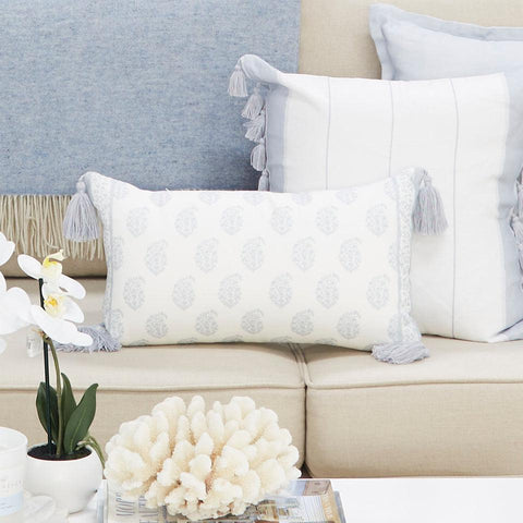 How to Style Throw Pillows on Your Couch Like a Designer