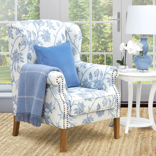 reversible throw spring floral wingback.png__PID:19553697-dbd1-4c42-a01f-03af55a10b11