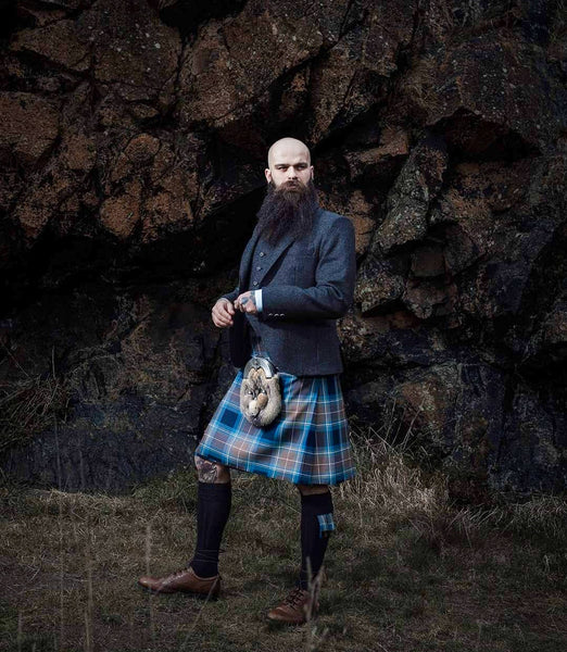 Lovat Charcoal Tweeds with Holyrood Tartan Kilt Oufit