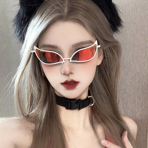 One Piece Doflamingo Sunglasses Cosplay Glasses Anime Cat Eye Sunglasses  for Women Men Funny Christmas Gifts Cartoon Party Props
