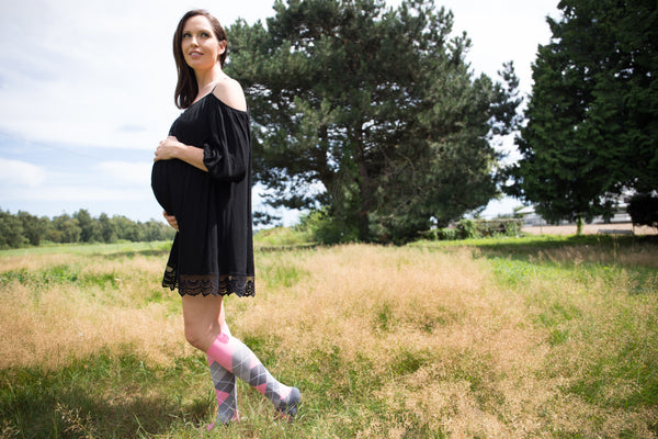 Why Wear Compression Socks During Pregnancy? – Dr. Segal's - Canada