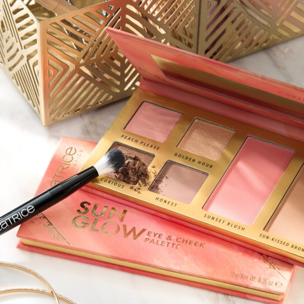 essence Watch Me Glow, Honey! Eyeshadow Palette 01 | It\'s Glow Or Never! –  House of Cosmetics