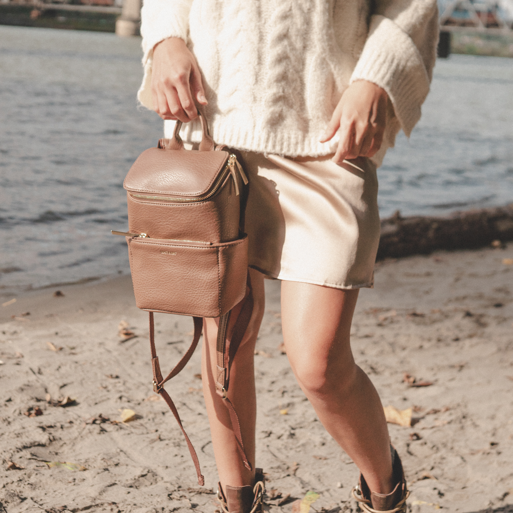 Bid C3 A8 - Your Perfect Bag For Fall â€“ Bella & Wren Design