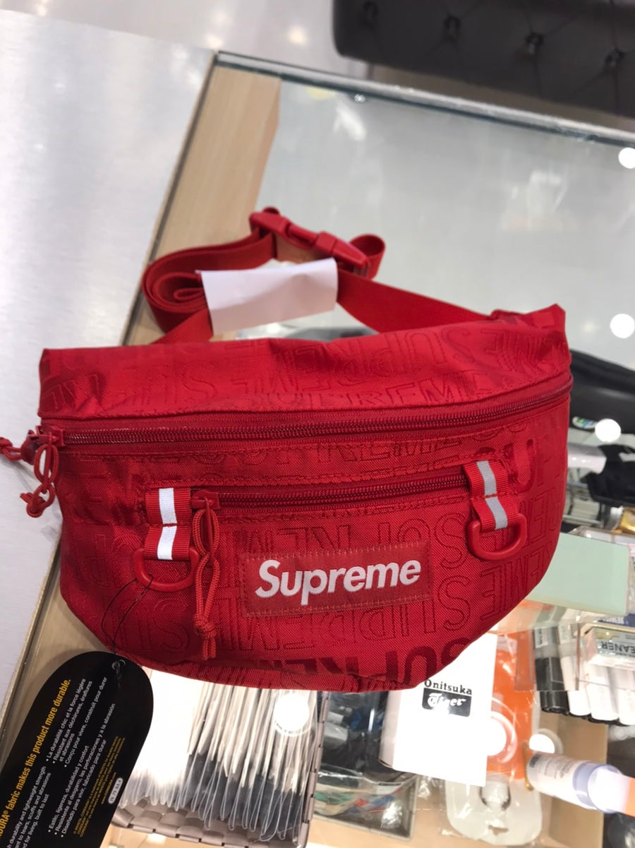 Supreme Duffle Bag (SS19) Red - Novelship