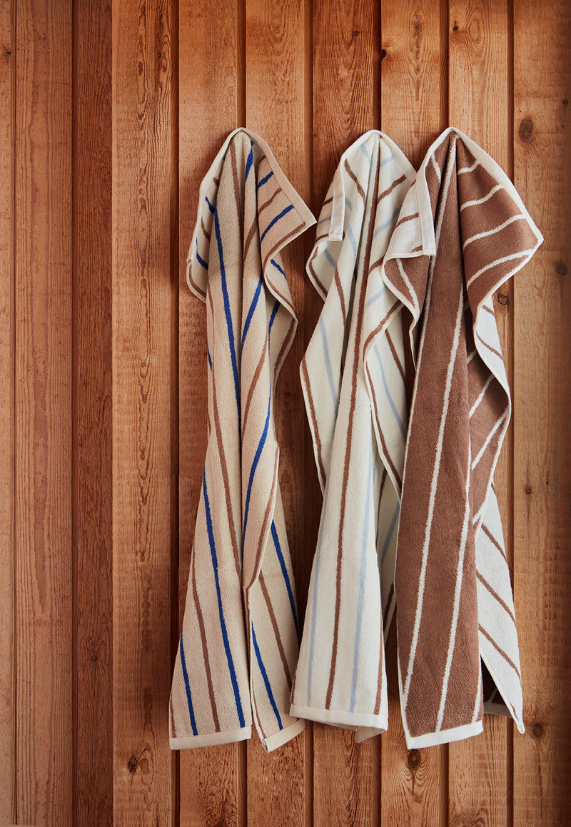 OYOY LIVING Raita Towel - 50x100 cm Towel 307 Caramel / Optic Blue