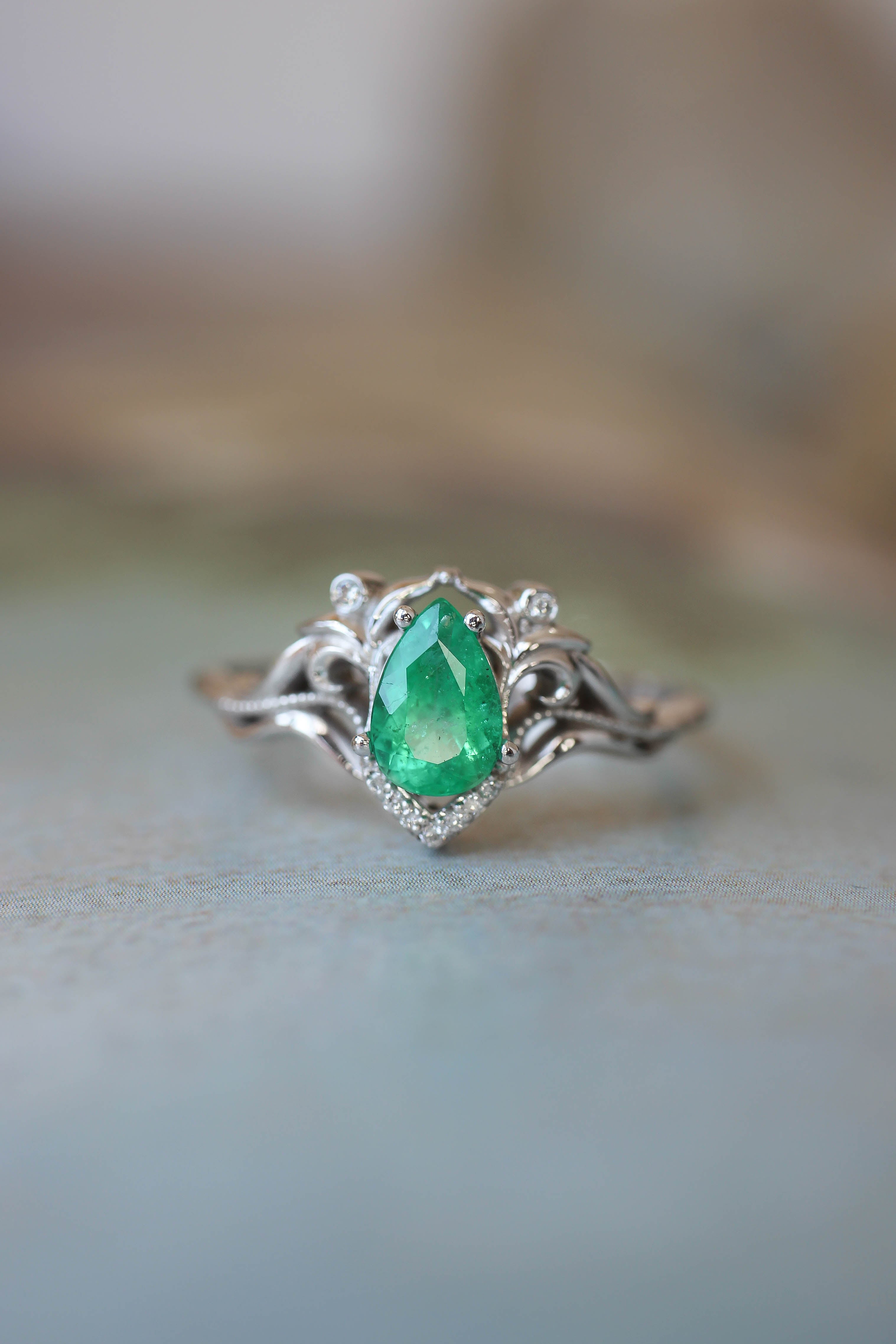 Natural emerald and diamonds engagement ring / Lida small | Eden Garden ...