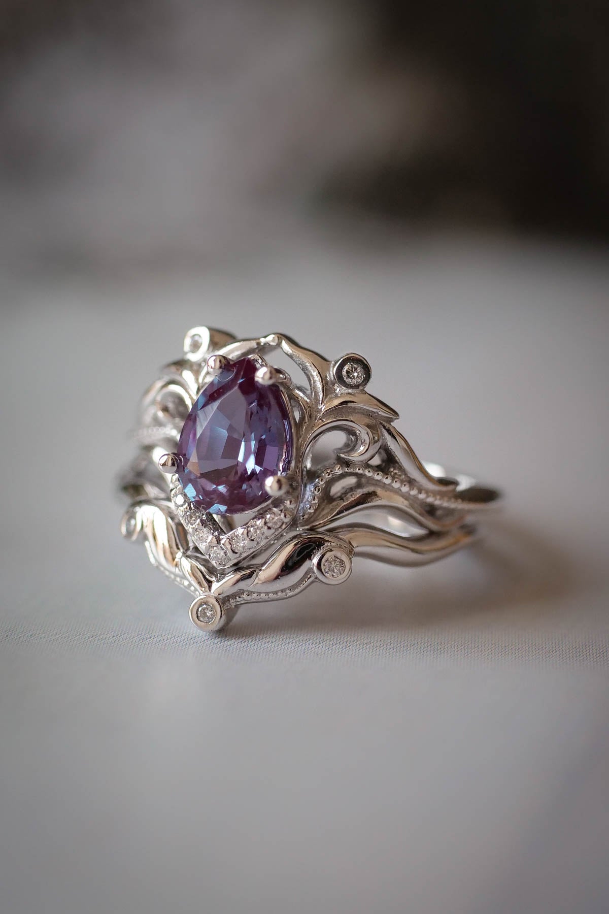 Diamond engagement ring set with lab alexandrite / Lida | Eden Garden ...