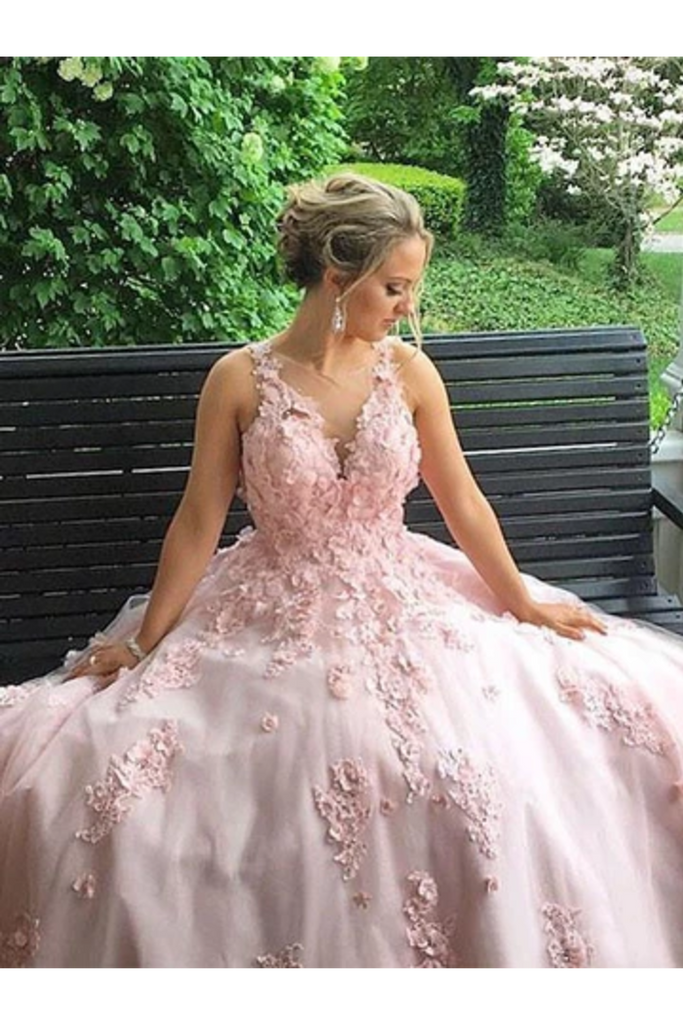 Buy Elegant Ball Gown Prom Dresses With Appliques V Neck Floor Length ...