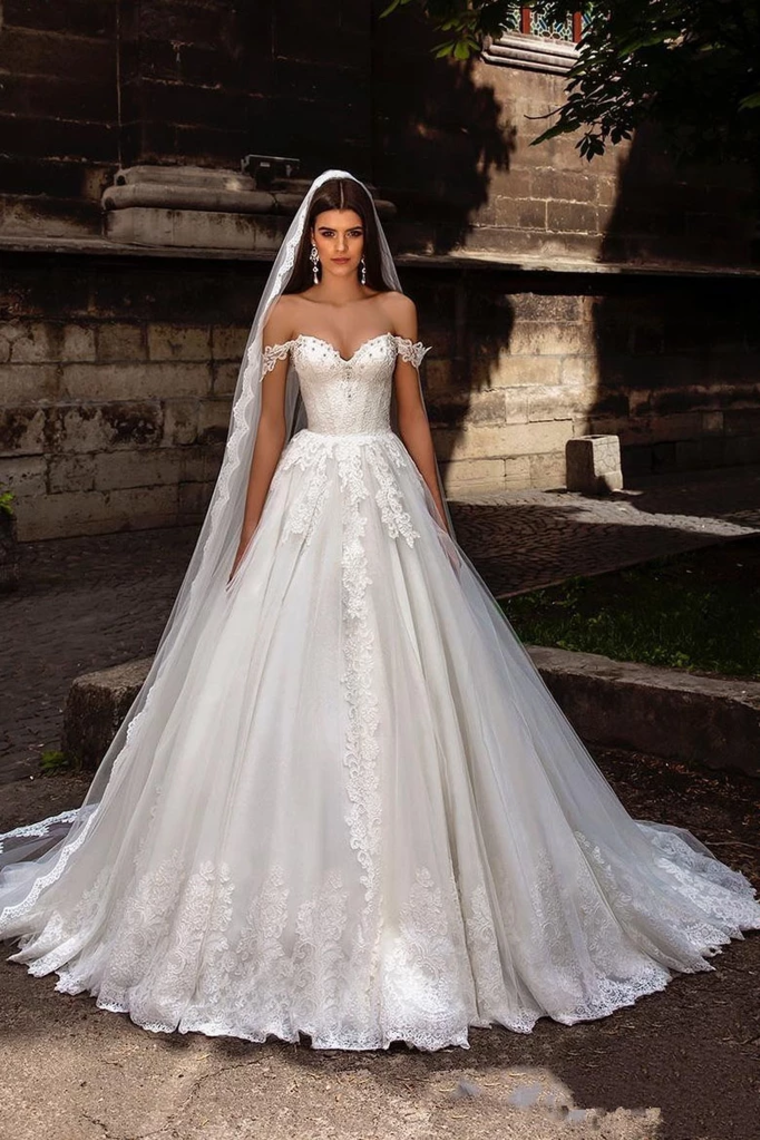 Luxury Off the Shoulder Ball Gown Chapel Train Appliques Wedding Dress –  Simibridaldresses