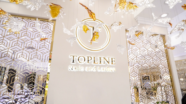 Topline Nails Logo Gold