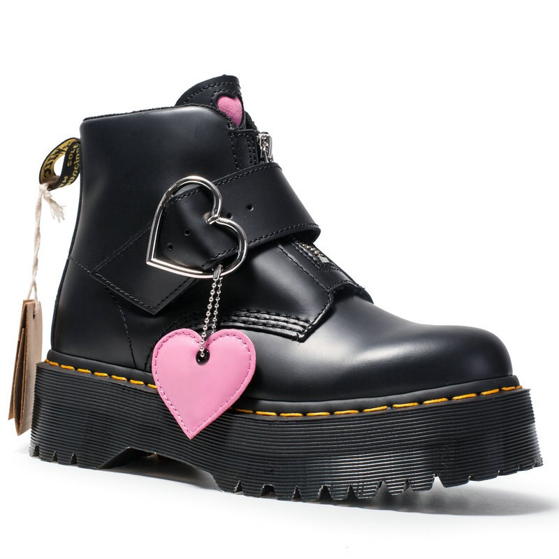 boots with heart buckles