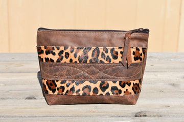 Toiletry/makeup bag