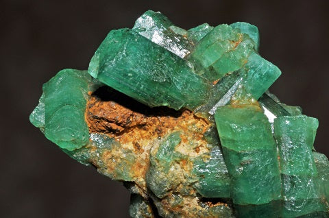 Colombian Emerald Rough from Muzo Mine - Peters Vaults