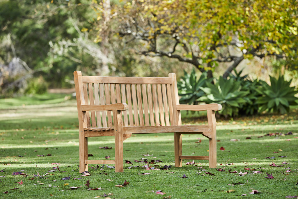 Classic teak bench