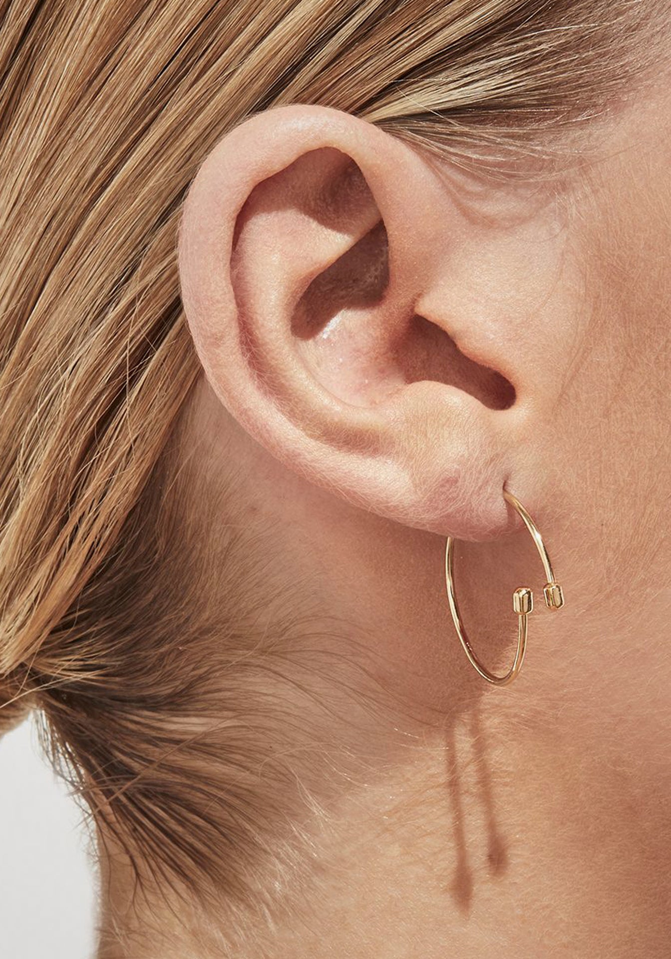 Twist 01, Yellow Gold Earring – The Conservatory NYC