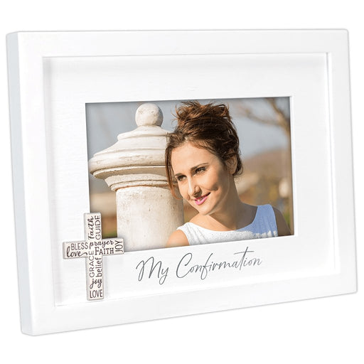 Malden : 4X6 Family Is Everything Frame - Annies Hallmark and Gretchens  Hallmark $16.99