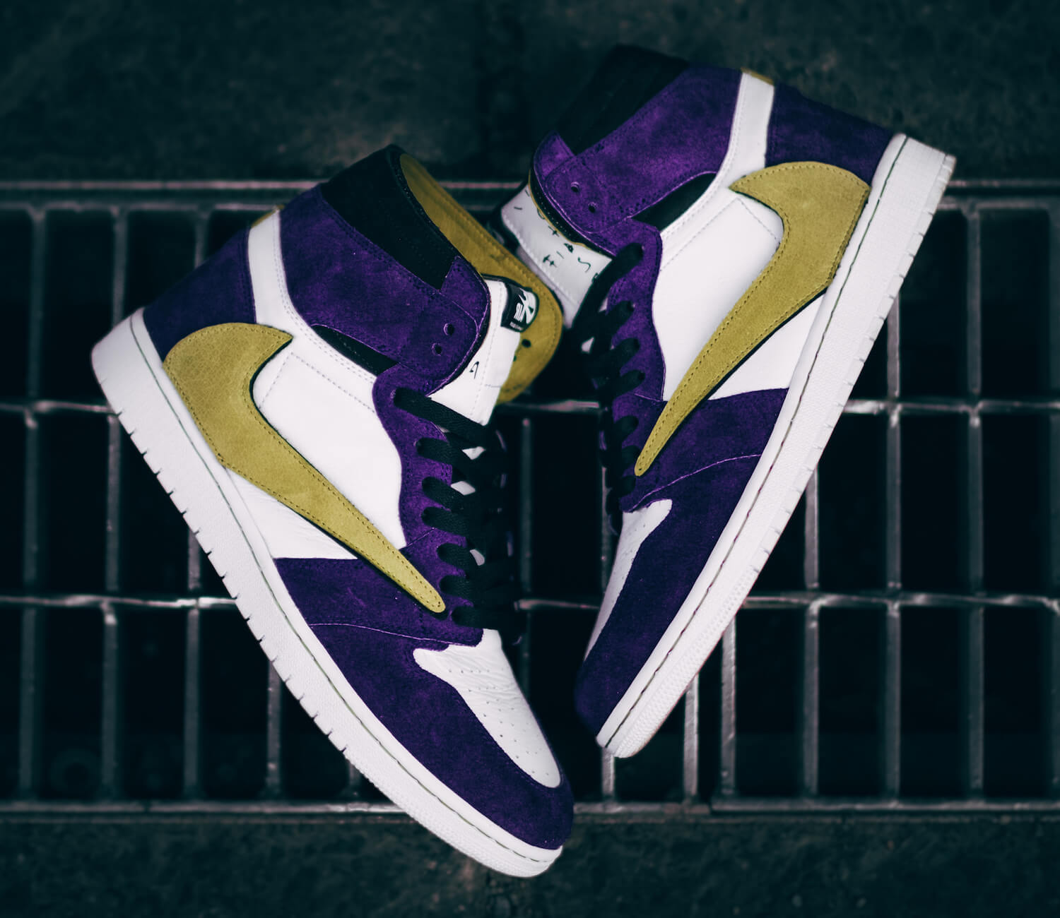 travis scott jordan 1 purple