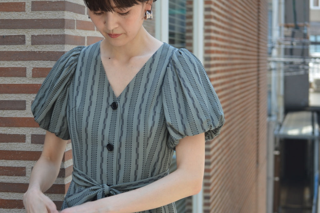 greed international  DOBBY STRIPE TOPS