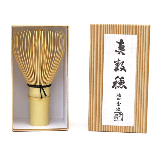 https://cdn.shopify.com/s/files/1/0085/9681/5931/products/white-bamboo-matcha-whisk-japanese-traditional-craftsman-iki-ikeda-handmade-chasen-made-in-japan-807860.jpg?v=1680058377&width=533