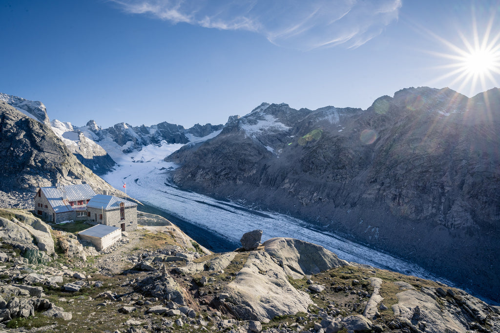 Vue sur le glacier Forno depuis la cabane Forno | NIKIN Blog