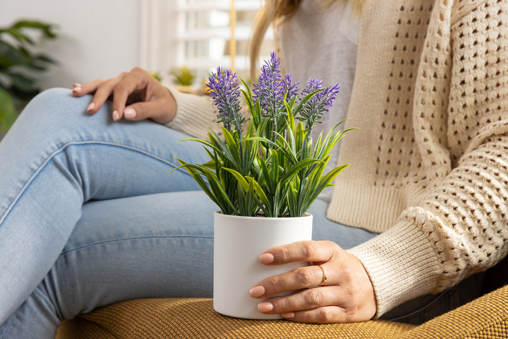 Ferrisland Fake Plants 2 Pcs Artificial Lavender Plants