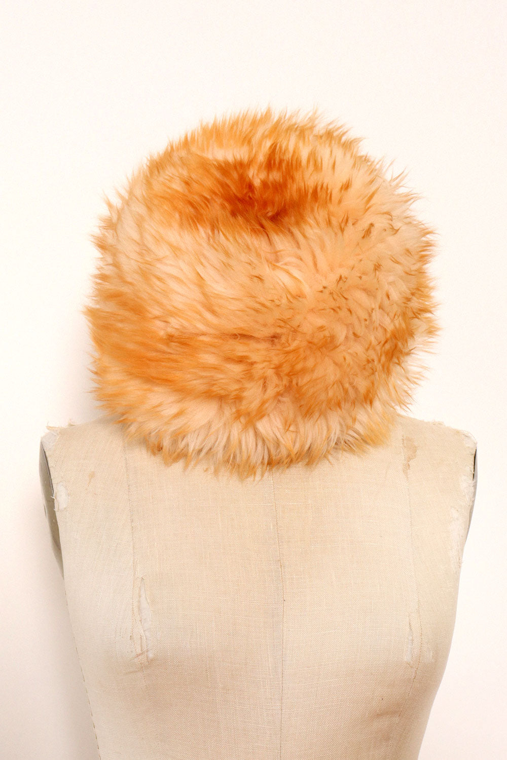 Chestnut Fur Collar – OMNIA