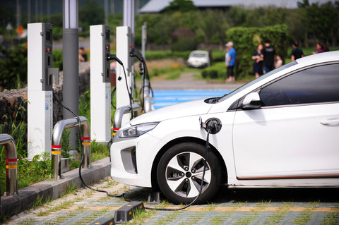 Comment choisir les pneus pour son véhicule électrique?