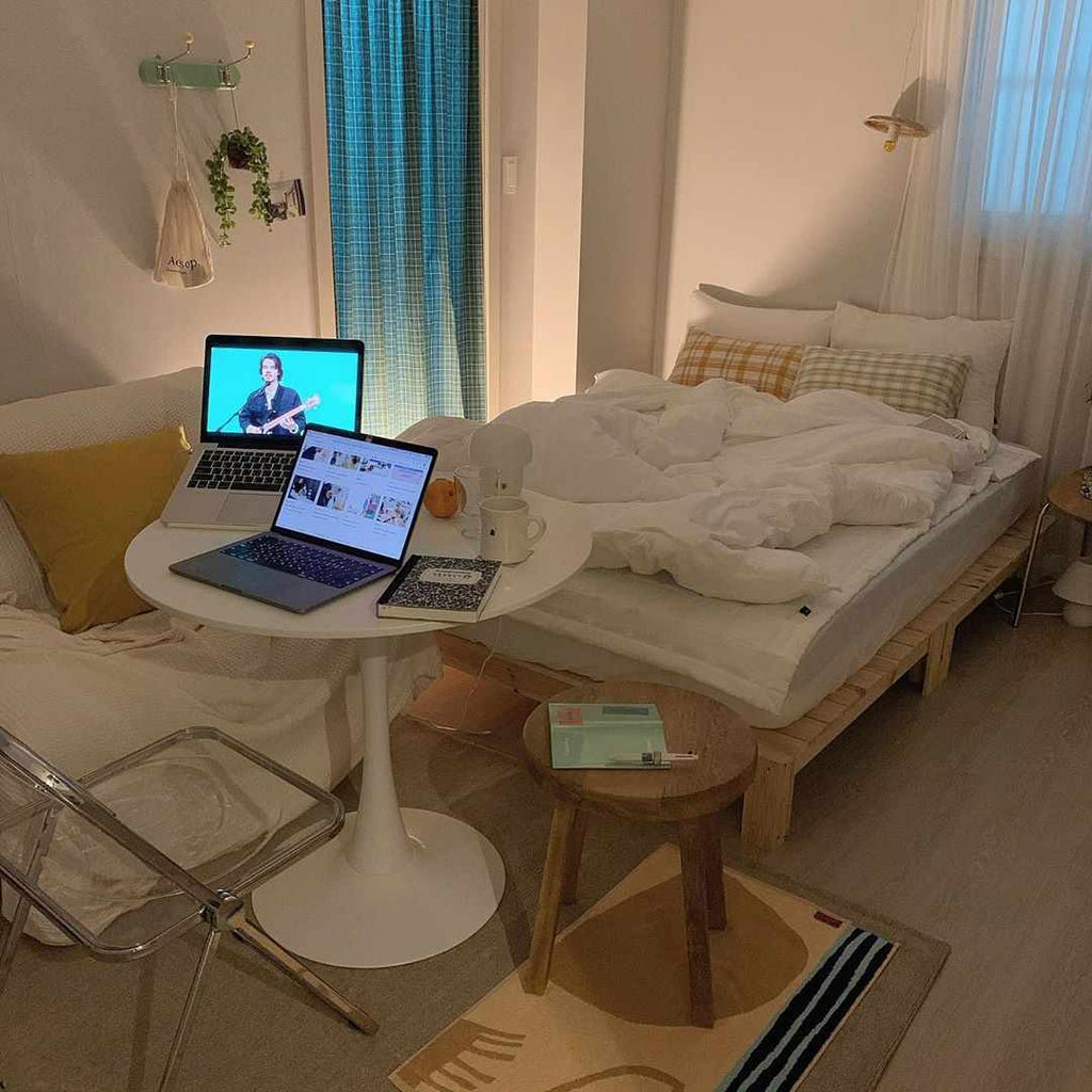 シンプルなお部屋に 少しの遊び心をプラス 韓国風ルームを作る7つのアイテム Little Rooms