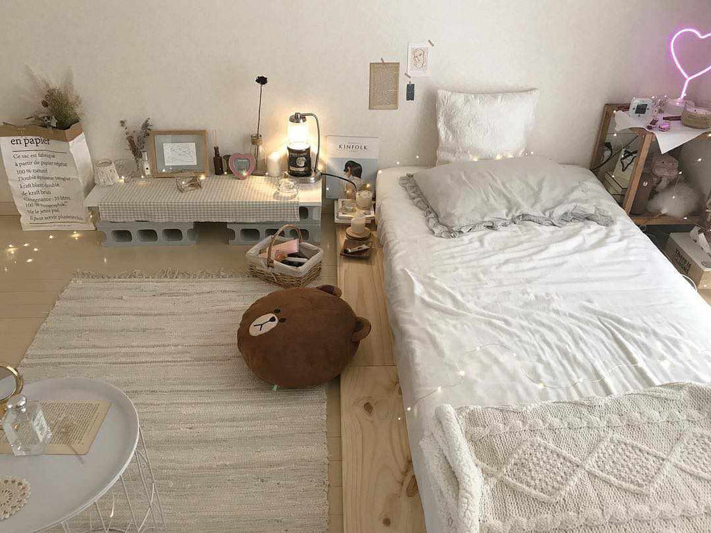 イマっぽい お部屋の作り方 すのこベッドを取り入れたルームコーデ Little Rooms