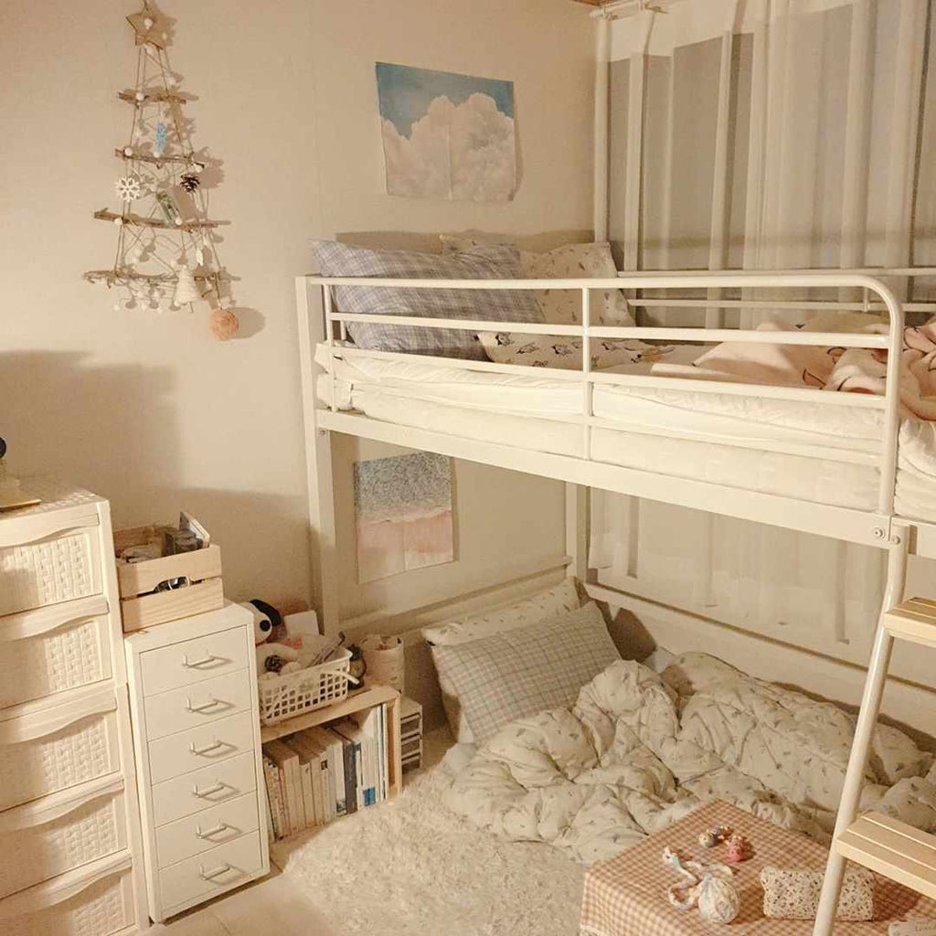 もっとお部屋を広くしたい人へ 「ロフトベッド」のあるお部屋 Little Rooms