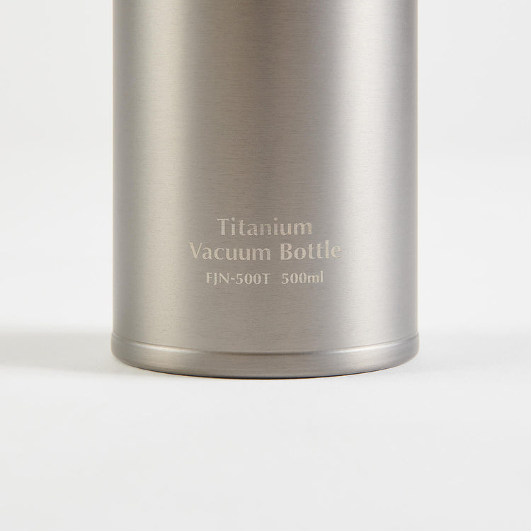 THERMOS（サーモス） / 真空断熱チタンボトル/500ml | YAMAP ...