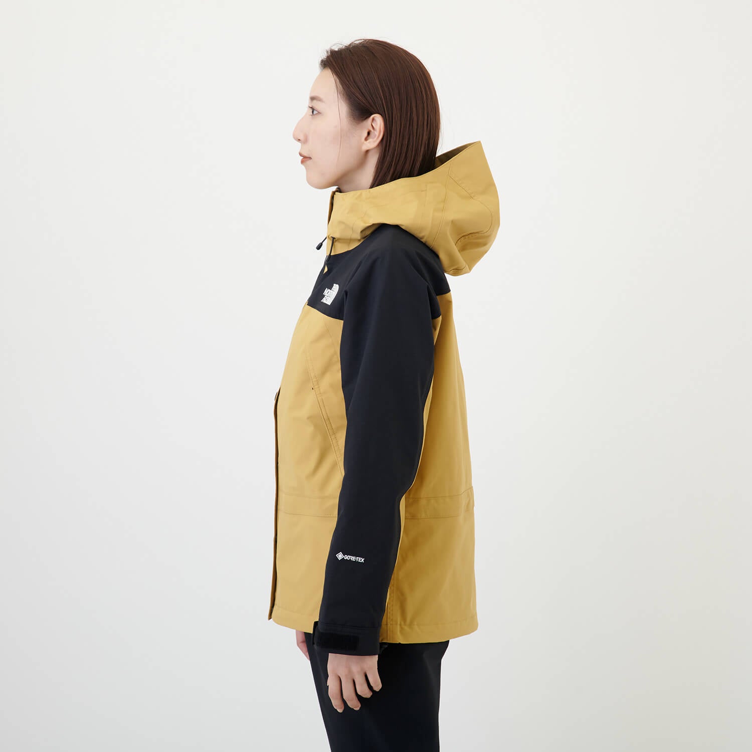 THE NORTH FACE（ザ・ノース・フェイス）/マウンテンライトジャケット/ベージュ/WOMENS